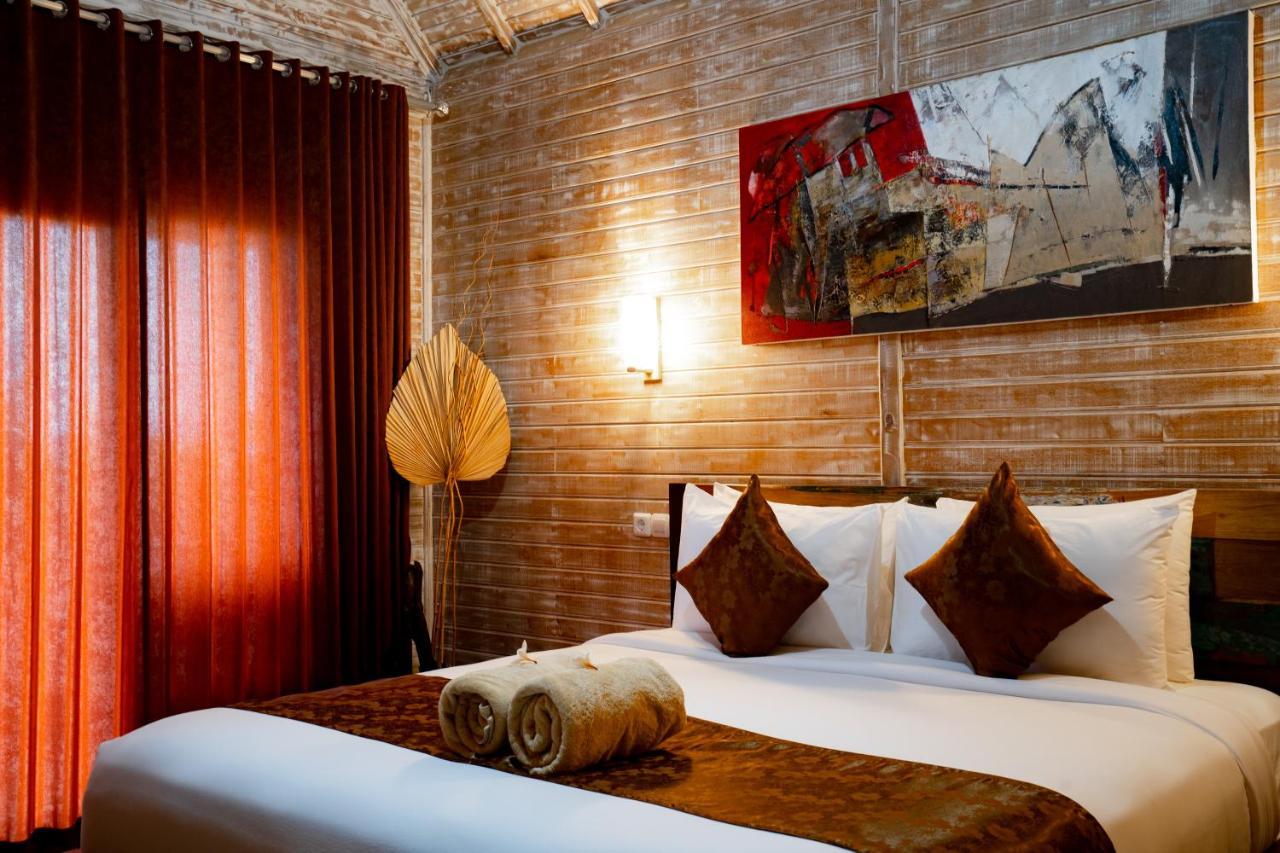 Gara Gara Sea View 3* Batununggul